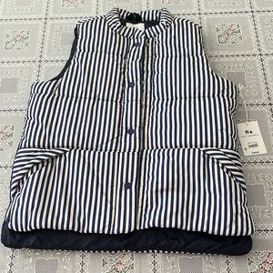 Free Assembly “S” size puffer vest striped white and blue color. Women.